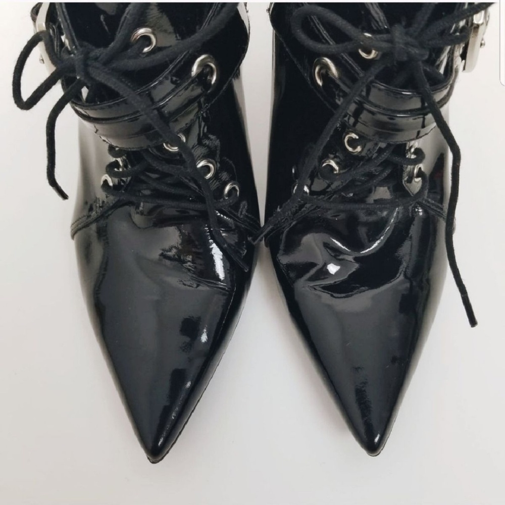 Guess Helled Booties | Sz 8.5 - Picture 3 of 8